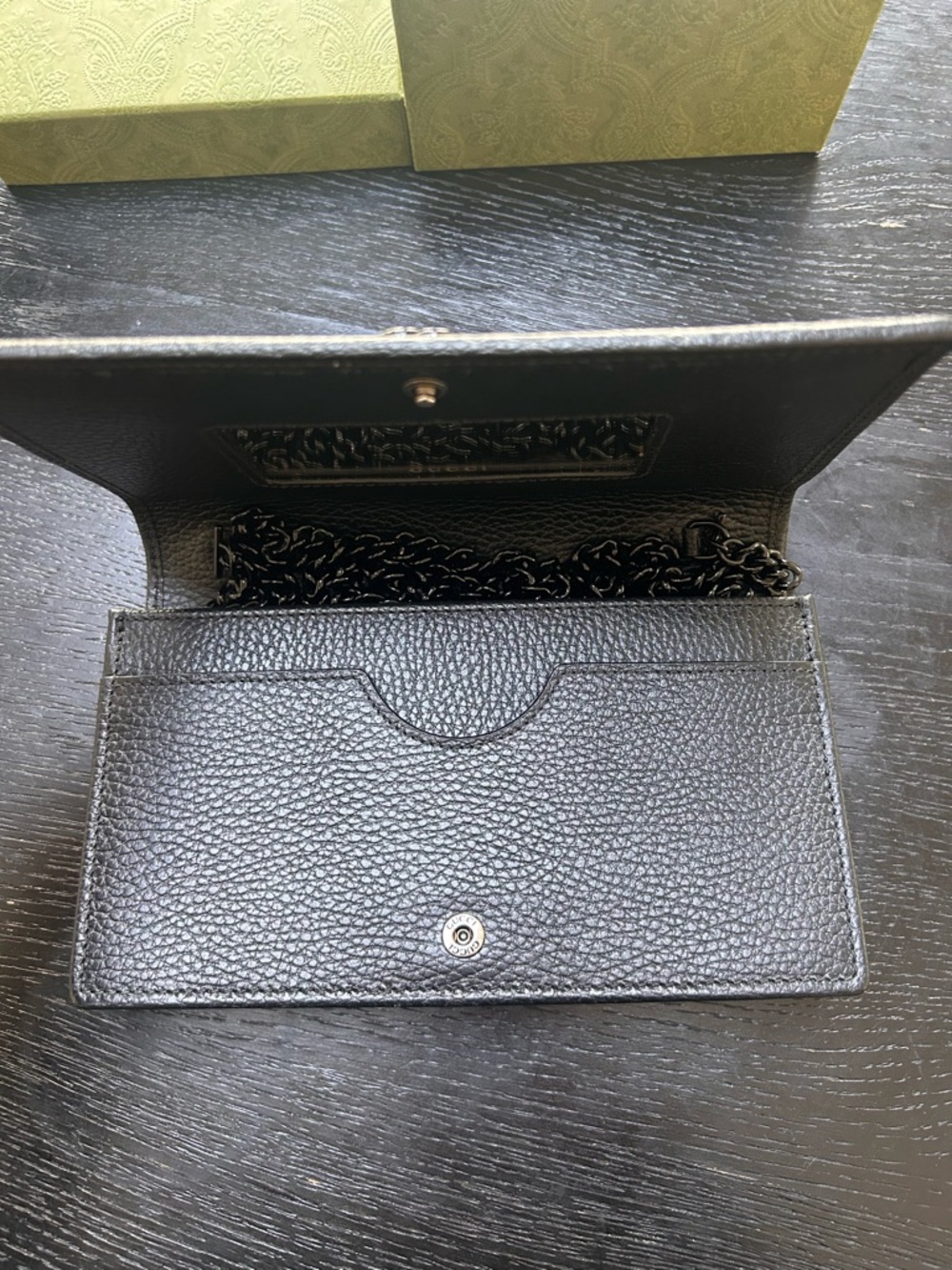 Gucci Black Pebbled Leather Bifold Wallet with Subtle GG Emblem - Picture 5 of 16